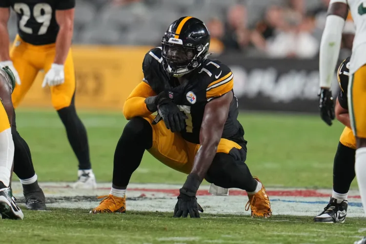 As NFL roster deadline nears, several teams make trades